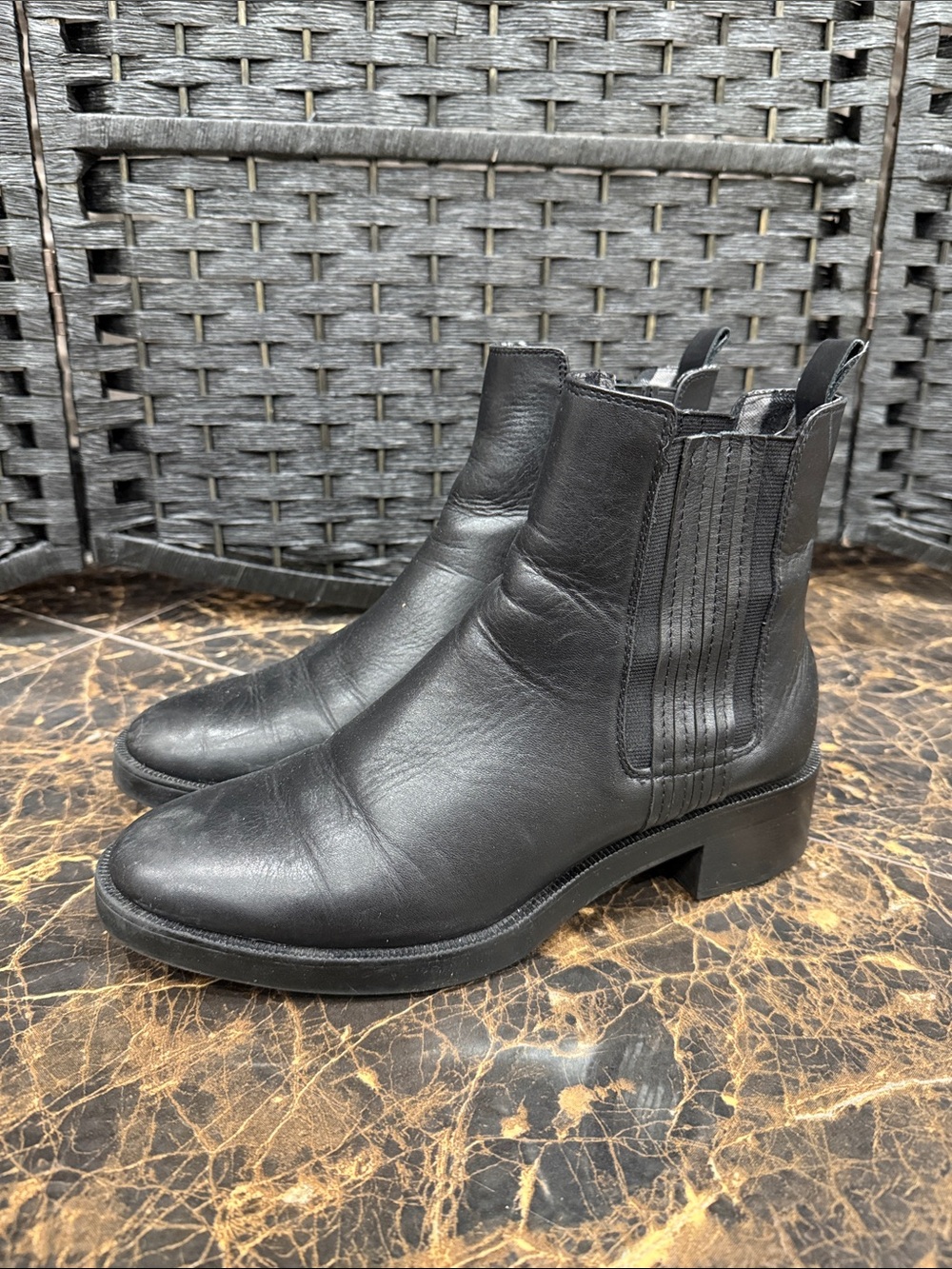 Zara Black Leather Chelsea Boots